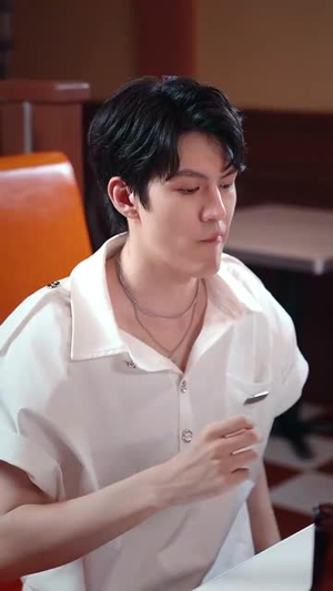 他嚣张狂妄，却对她俯首称臣（71集）在线观看全集高清资源的短剧