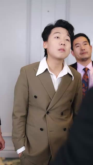 开局负债累累我靠系统逆风翻盘(78集) 开局负债累累我靠系统逆风翻盘(78集)热门短剧新剧推荐