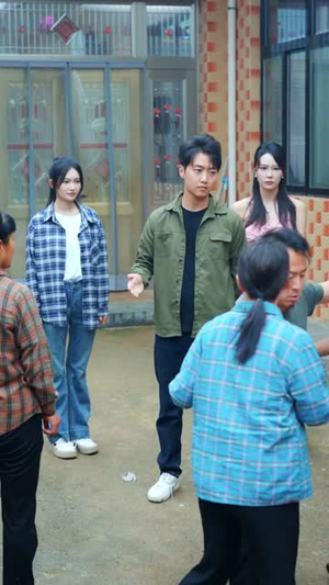 山村野花香（71集）热门古装短剧推荐