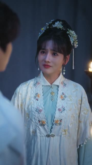 换巢鸾凤（70集）热门短剧追到爽