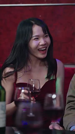 错位婚姻之逃离深山（48集）热门短剧免费看全集