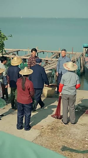 重回80：从小渔民到水产大王（61集）热门短剧推荐古装