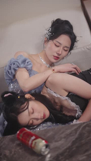 战神房东：开局女总裁上门求合租（78集）全集短剧免费观看