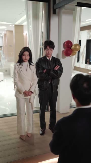 小卖部通末世：开局泡面换黄金（71集）红果免费短剧免费看全集