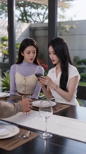 妈妈变成盒子了（66集）热播短剧推荐点击抢先观看