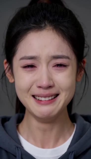 总裁的硬核秘书（32集）爆款短剧一起追
