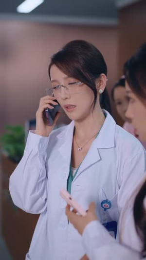 今秋新婚（73集）全网最火爆的短剧