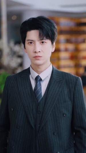 被净身出户后我身份曝光了（83集）万里归乡短剧精彩剧情