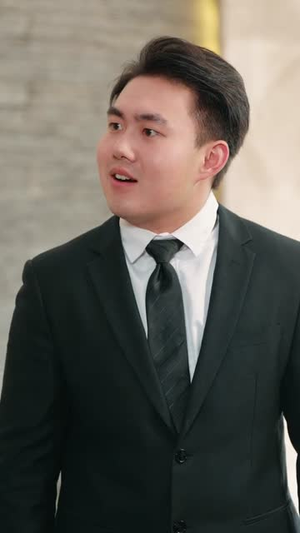 装盲打工,实则隐世玄门传人(76集) 装盲打工,实则隐世玄门传人(76集)这部短剧我爱了推荐